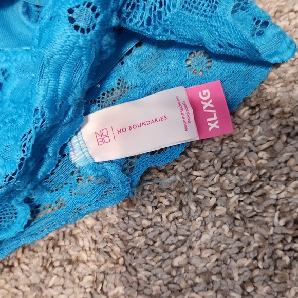 Bralets.  Set of 3 - Picture 9 of 12